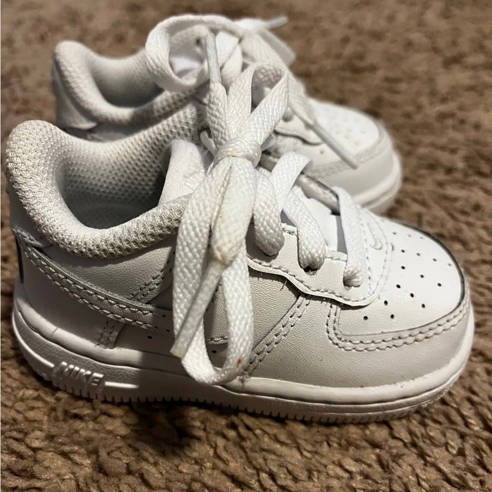 Nike Air Force 1s Unisex Baby Shoes Size 4c White